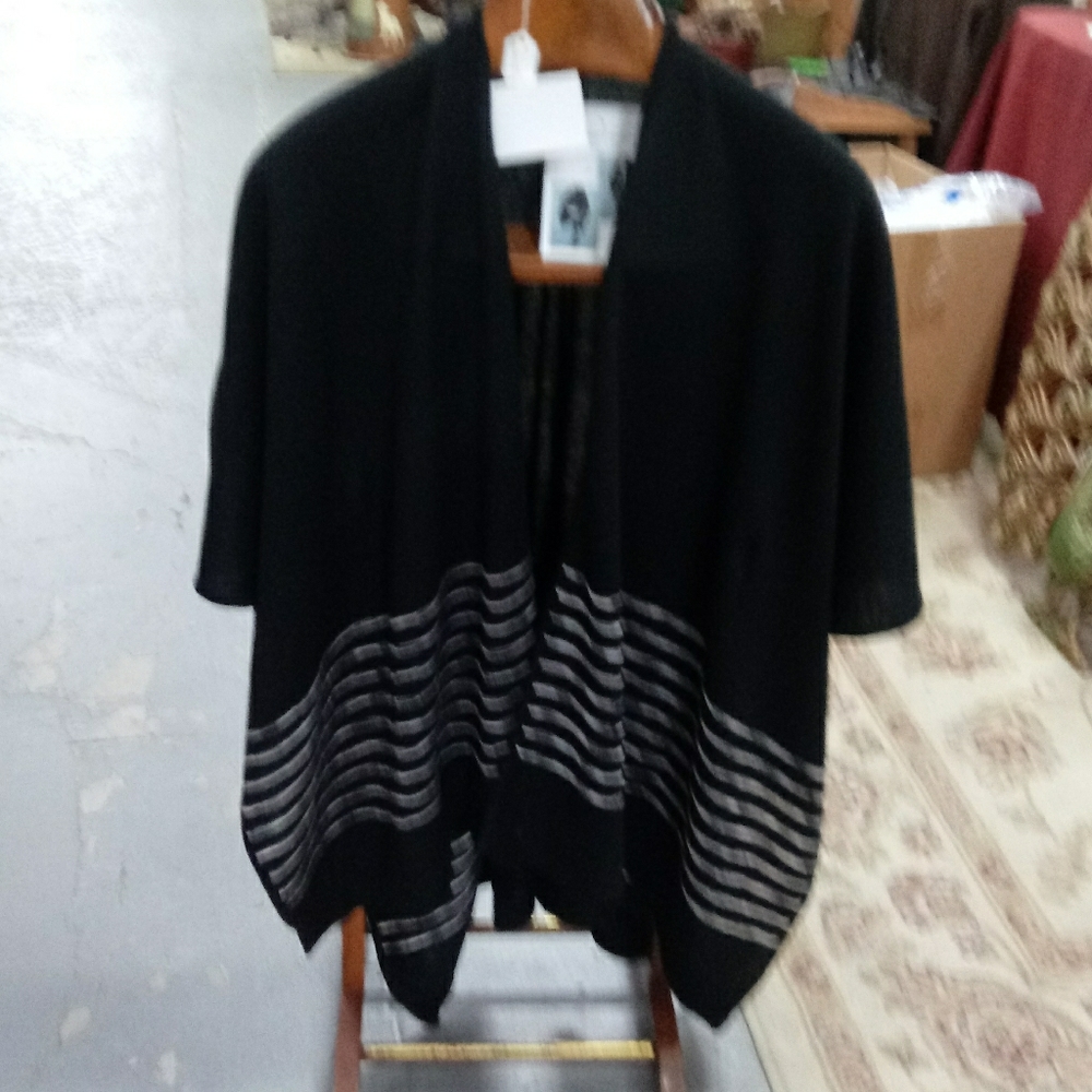 Shawl / Cape